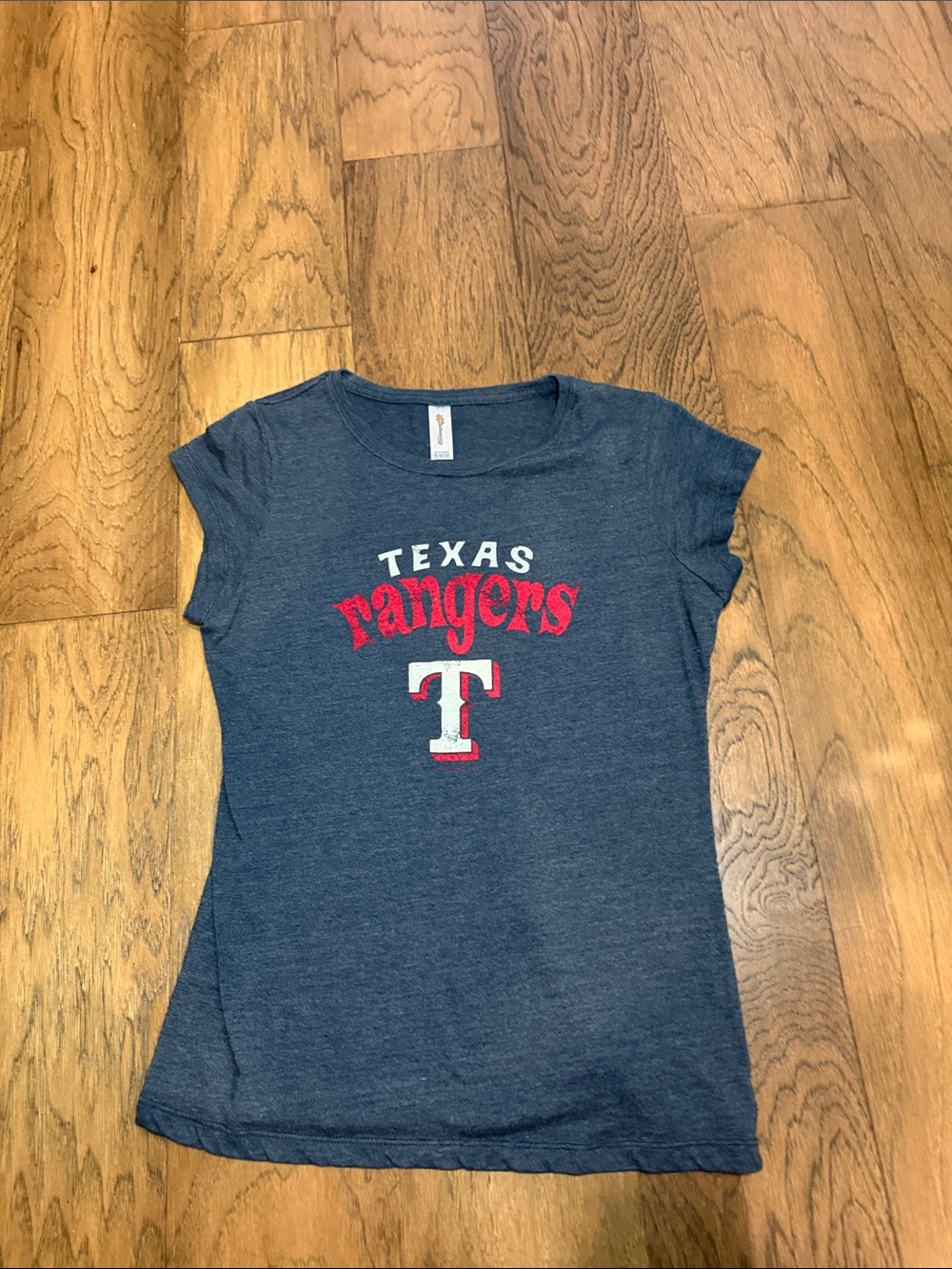 Women’s Texas Rangers Navy Graphic Tee with Red & White Logo size XL